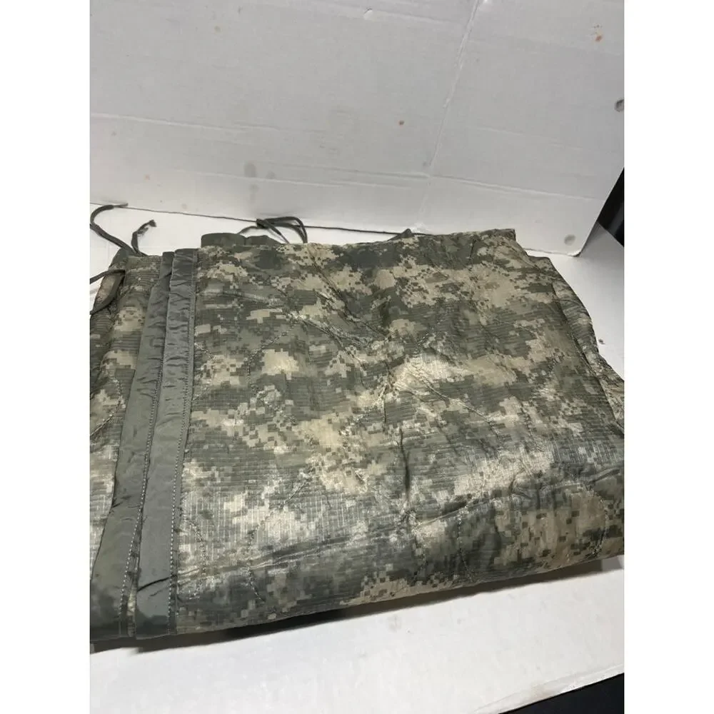 USGI ACU Digital Wet Weather Poncho Liner Woobie Blanket Military Issue